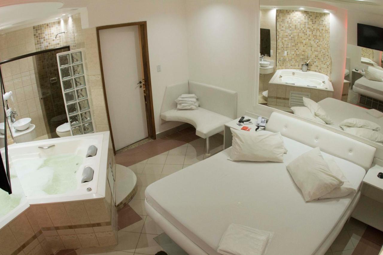 Studio Motel (Adults Only) 산토스 외부 사진
