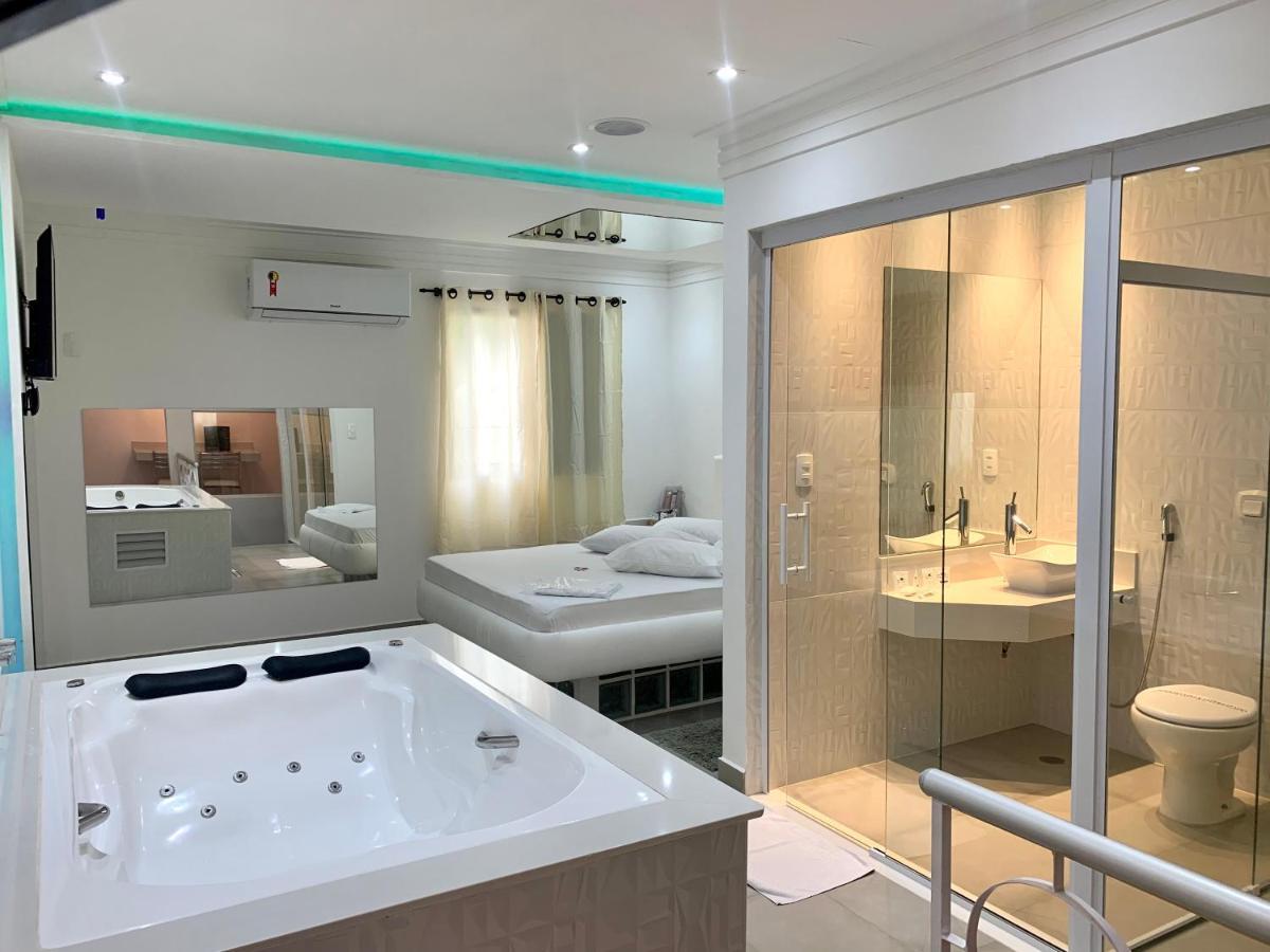 Studio Motel (Adults Only) 산토스 외부 사진